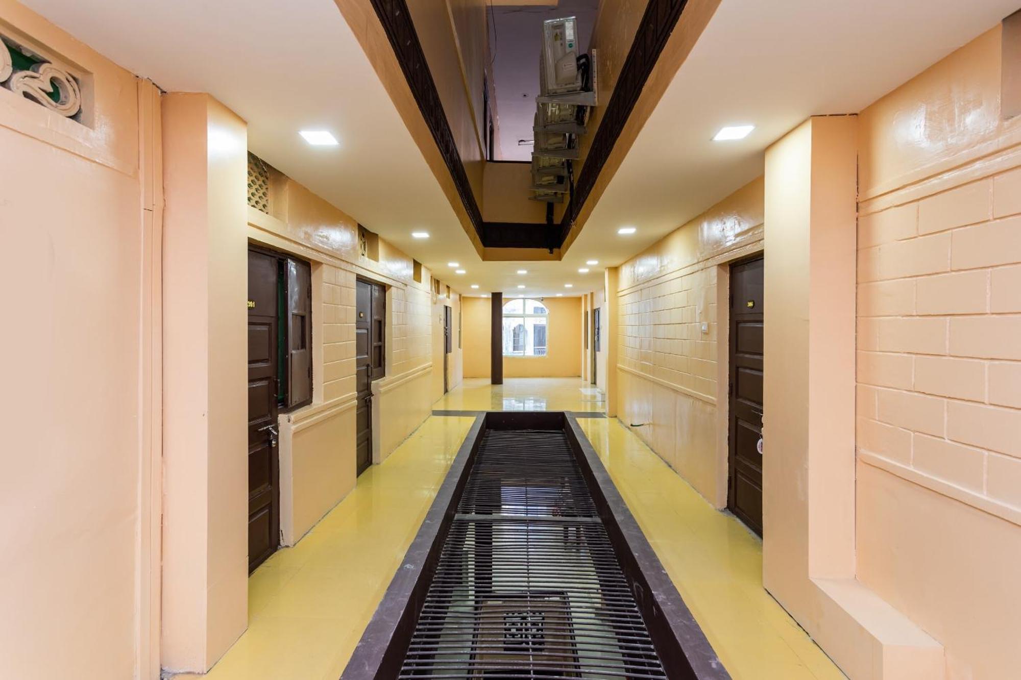 Spot On Hotel Sawera Ιντόρ Εξωτερικό φωτογραφία