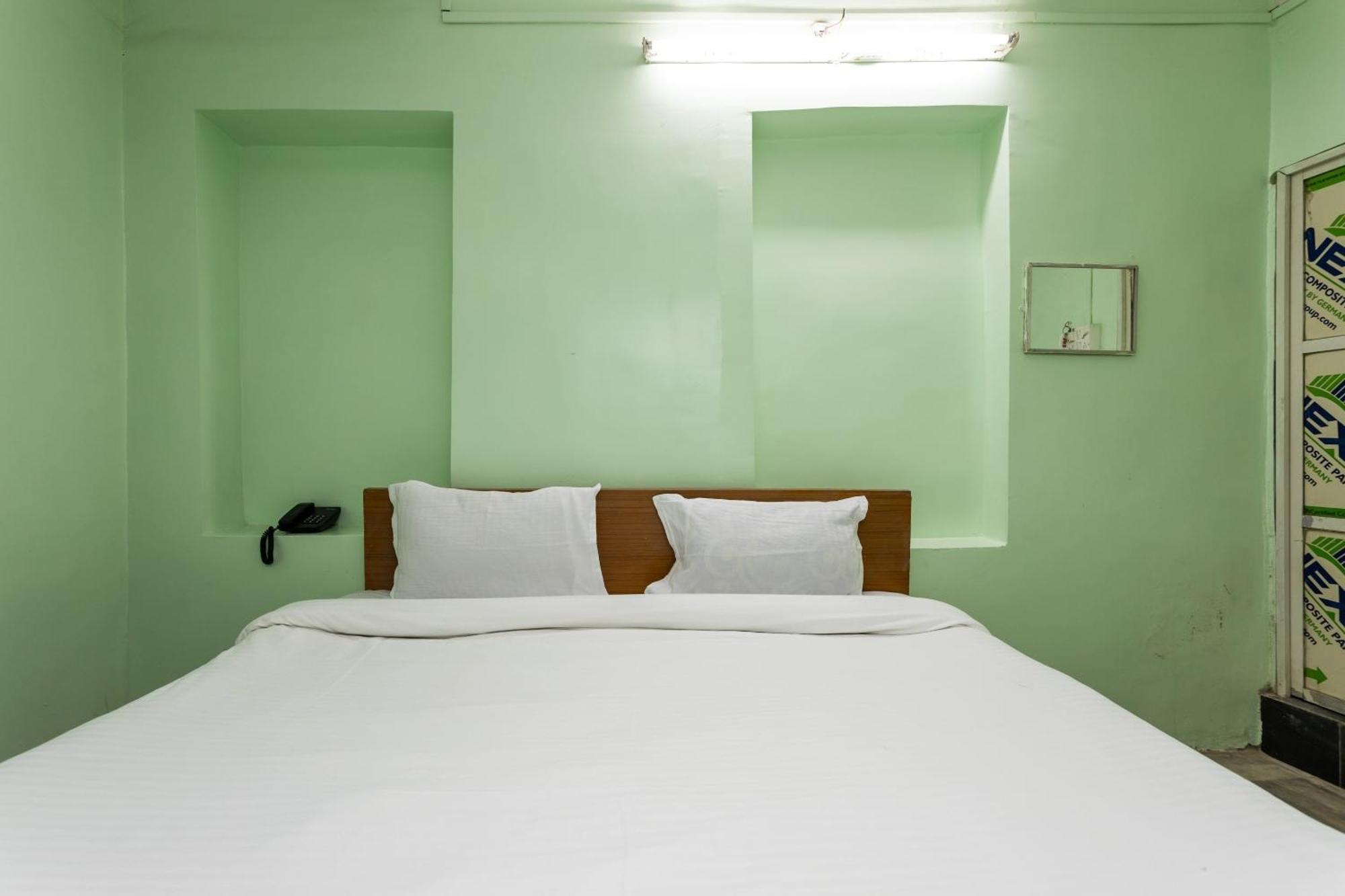 Spot On Hotel Sawera Ιντόρ Εξωτερικό φωτογραφία